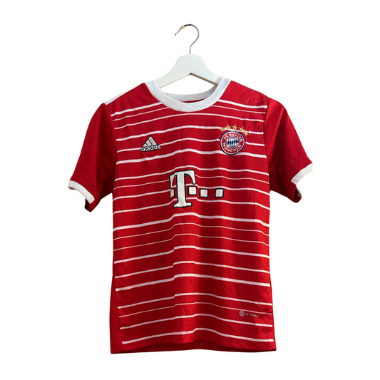Bayern Munich 2022/23 Home Shirt - Musiala #42